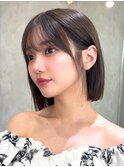 タイトなシルエットの顎下3センチストンボブ