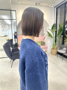 サンド 大阪梅田(sand) @morii_sandボブウルフ/黒髪/ネビージュ/小顔/ワンレン/大阪梅田