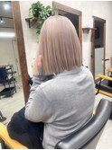 切りっぱなしボブ×ホワイトミルクティー