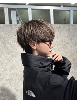 グランツ 天神赤坂(GLANZ) マッシュ/メッシュ/ハイライト/メンズカット/メンズサロン/眉毛