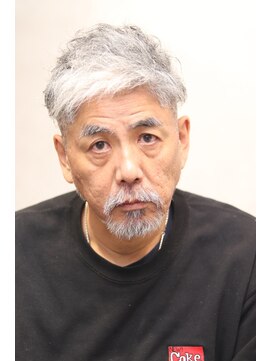 ミルトニア(MILTONIA) 憧れられるツーブロックでカッコイイお父さん