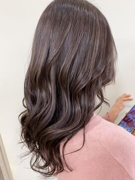 サロウィン(SALOWIN) 艶髪/名古屋/栄