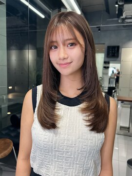 サンバレー(SUNVALLEY) イメチェン／レイヤーカット／2WAY/似合わせカット／表参道