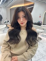 ロンドルピナス 小倉(Lond Lupinus)&nbsp;ミディアムレイヤーカット/似合わせカット/大人ガーリー/20代