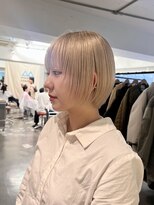 マカロニコースト(macaroni coast) 前髪ありショートブリーチホワイトベージュショート