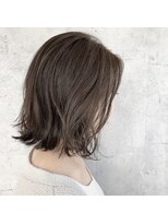 プラグ バイ ネオリーブ(plug by neolive)&nbsp;切りっぱなしボブ ミルキーベージュ  横浜美容室