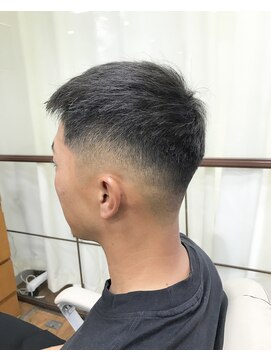 ベロ(Belo) ベリショソフモヒ×スキンフェード