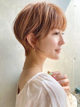 アリスバイアフロート 自由が丘(ALICe by AFLOAT) 大人かわいい耳掛けト小顔ショートボブ フォギーベージュ