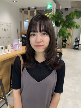 ユニークバイケンジ 町田(unique KENJE) レイヤーカット ーミディアムー