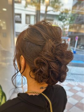 シュヴー 西葛西(CHEVEUX) 【パーティーセット】シニヨンアップスタイル