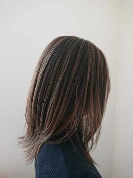 ヴァンカウンシル 半田店 ミディアムレイヤー