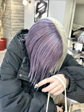 マニア(mania.) ツートンカラーラベンダーホワイトブロンドデザインカラー派手髪