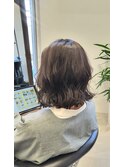 暗めのグレーブラウン