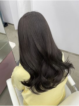 エヌアイ オモテサンドウ(ni omotesando) 韓国レイヤーカット/オリーブブラウン/透明感カラー上野