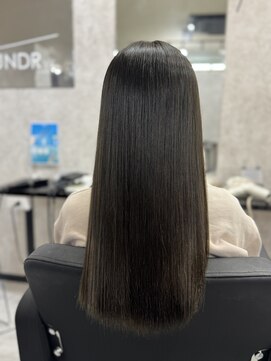 アンダーバー(UNDRvr) ダメージレス縮毛矯正