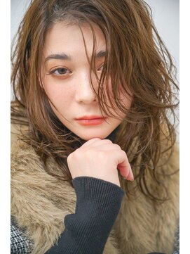 リトル 飯塚(little) 大人サイドパートウェーブグレージュ