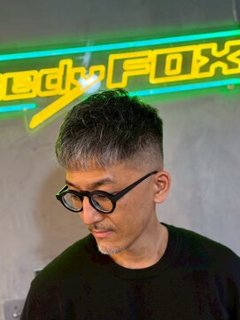 グリーディーフォックス 代々木(Greedy FOX) 波巻き/ハイライト/マッシュパーマ/ウルフ[シェービング]