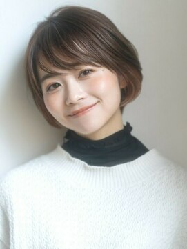 エミュ 表参道 青山(emu) 【emu井上信洋】細ハイライトで立体感ショートボブ【エミュ】