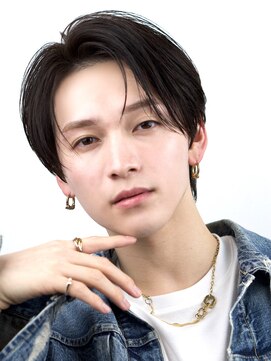 オーシャントーキョーオーバー 渋谷(OCEAN TOKYO OVER) 韓国マッシュセンターパートツーブロックフェザーパーマシャドウ