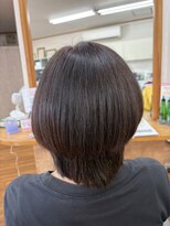 ヘアーズ サエミ ショートレイヤーで伸びても落ち着くスタイルへ♪