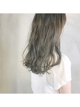 ミント(mint) 脱赤み！オリーブグレー♪