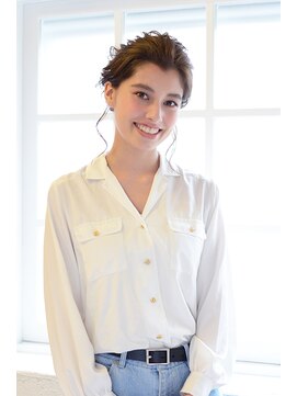 アース 浦添店(HAIR & MAKE EARTH)　 フェミニンアップヘア 【EARTH浦添】