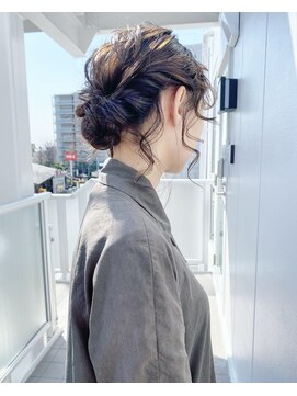 スティードトーキョー(Steed Tokyo) rough low chignon【Steed/立川】