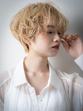 カバーヘア ブリス 大宮西口(COVER HAIR bliss) 外国人風ハイトーンカラー抜け感ウェーブマッシュショートx大宮
