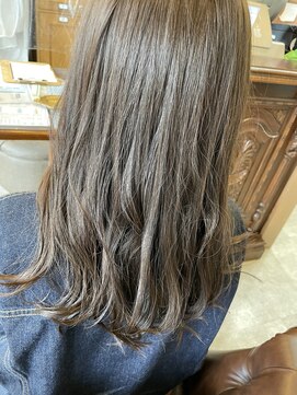 ハグヴィアン(HUG BIEN) オリーブアッシュ