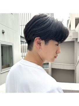 エストアール フクオカ 福岡博多店(est-r. Fukuoka) センターパート/ニュアンスパーマ/カルマパーマ/博多