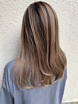 ヘアーデザイン ポポラリタ(Hair Design Popolarita) 大人ハイライトカラー