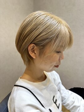 ネウィ 大分中央町店(newi) 【まーぼー】@maa___bo_☆ショートとの相性抜群♪ブロンドカラー