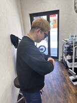 ブルーカナール(BlueCanal)&nbsp;【BlueCanal/ブルーカナール】メンズカット/刈り上げ/ブリーチ