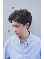 ガズル ハラジュク(GUZZLE HARAJUKU)&nbsp;オールバックローフェードリバースパーマビジネス黒髪