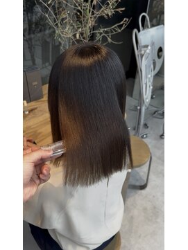 ビューブルー 亀戸錦糸町(VIEW BLUE) 美髪シアーカラー髪質改善レイヤーカット切りっぱなしボブ