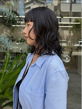 ツバメ ヘアー(TSUBAME HAIR) ミディアムレイヤーパーマ