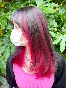 ルーム(Room304) ピンクヘアー / インナーカラー