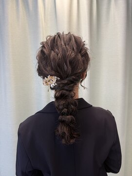 マーズ(Hair&Make Mars+) 編みおろし