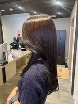 リファインド(REFINED)&nbsp;華やかさとまとまりどちらも叶える、ローレイヤー