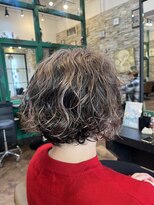 ヘアーラウンジ アンフィ 井土ヶ谷(Hair Lounge Anphi) ランダムパーマ