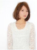 自然なワンカールがお洒落なナチュラルボブ