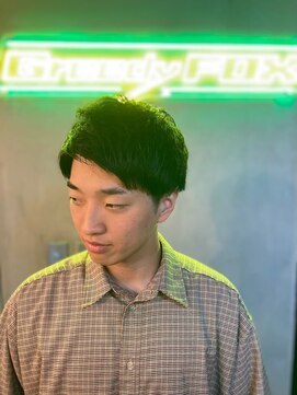 グリーディーフォックス 三軒茶屋(GreedyFOX) 波巻き/マッシュパーマ/ウルフ/ハイライト<理容室>三軒茶屋