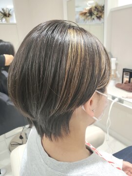 アッシュ 二俣川南口店(Ash) ◆20代30代40代/フェイスフレーミング/マッシュショート