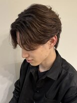 ヒュイル バイ ニアウ(Hwyl by Niau) メンズシースルーフェザーパーマスパイラルパーマリバースパーマ