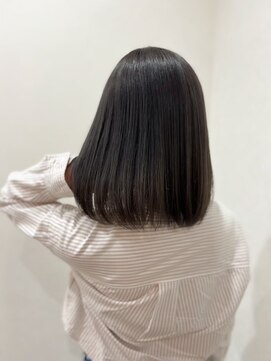 リム(Limb) グレージュ