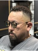 ボルサリーノパーマ　フェード　メンズ