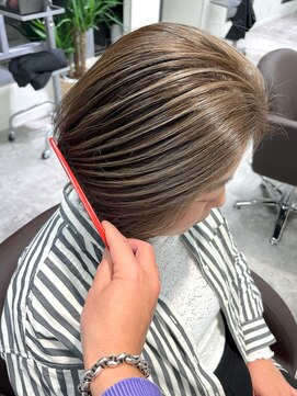 ハイライトボブ40代50代グレイカラー白髪染め白髪ぼかし