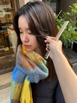 エヴリンアンドペイジ(Evelyn&paige) 前髪パーマ【神戸元町/水原】