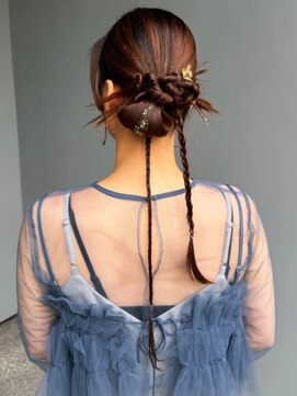 ナカオコアフュール(NAKAO COIFFURE) ヘアセット カチモリ 三つ編み パーティーヘア お呼ばれ