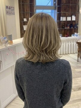 ユーシャンボール(U-CHAMBORD) グレージュ×ミディアムレイヤー